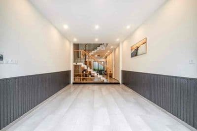 Nhà mới đẹp 4Phòng ngủ lớn 5Toilet, 5x20 HXH Q3