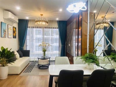 Bán gấp căn 2 ngủ, diện tích 55m, giá 3.8 tỷ tại Vinhomes Smart City