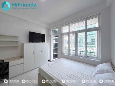 Ngay hoàng sa studio thoáng sáng rỗng rãi không phí 1 xu