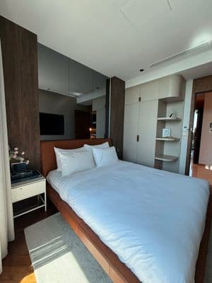88m2 căn 2 ngủ rộng thoáng giá *** regal compelx view tuyệt đẹp