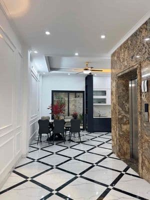 Mặt ngõ Kinh doanh Ngọc Hồi 90m2, 6 tầng thang máy