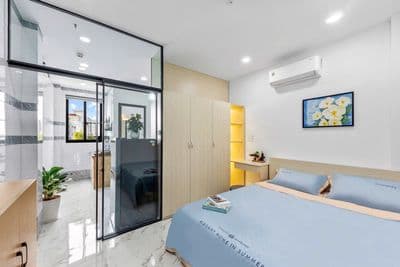 1 phòng ngủ - tách bếp - cửa sổ thoáng