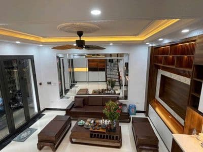 Nhà xinh phố Cầu Giấy, lô góc, ngõ thông, ô tô ba bước, nội thất đẹp