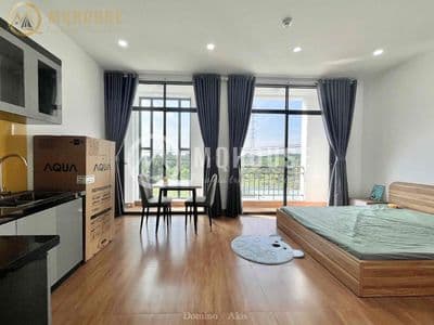 Studio ban công siêu đẹp ngay cầu vượt hoàng hoa thám_gần trường vaa