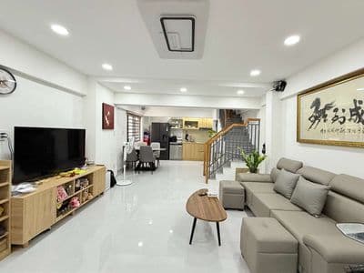 Chủ Cần Bán Gấp Nhà Ngay Đường Điện Biên phủ Sát Vách Q1.