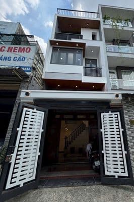 Hẻm nhựa thẳng 8m cách mã lò 50m