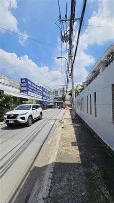 Chủ cần bán gấp lô đất 165m² đường nhựa 10m thông thoáng