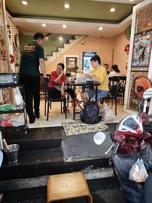 Cho thuê mặt bằng ngay chợ Phú Nhuận
