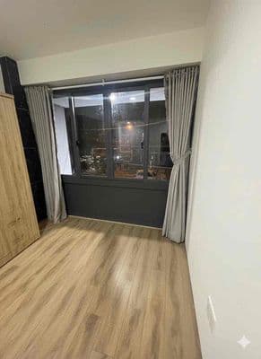 Căn Hộ Dịch Vụ Cho 2 Người View đẹp thoáng mát