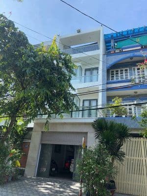 Cho thuê nhà full nội thất sát siêu thị Aeonmall dt 5*20m