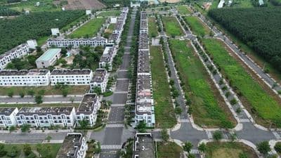 Cần bán gấp nhà phố 1trệt 2 lầu ở tphcm mới