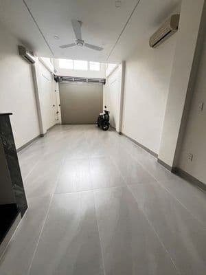 CÓ THANG MÁY - Nhà 180 Tân Hương, Q.Tân Phú - 5TẦNG, GIÁ 3x