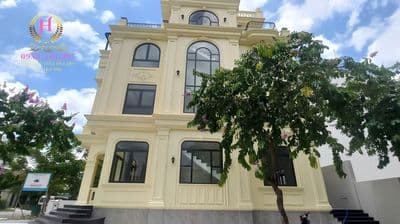 Villa văn phòng 2 mặt tiền mới xây, gần UBND quận 2 cũ, chỉ 99tr/tháng