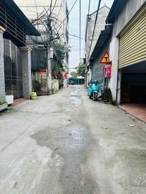 54m2 đất đẹp, 3 nhà ra kđt kim chung, di trạch, 5.x tỷ