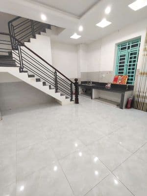 Cho thuê nhà 2 lầu, 3pn vừa. Tiện anh chị em, bạn bè, gia đình ở