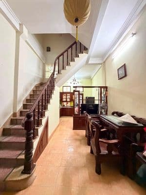 Cho thuê nhà riêng ngõ Trại Cá - Trần Đại Nghĩa -53m2-3 tầng -3 ngủ