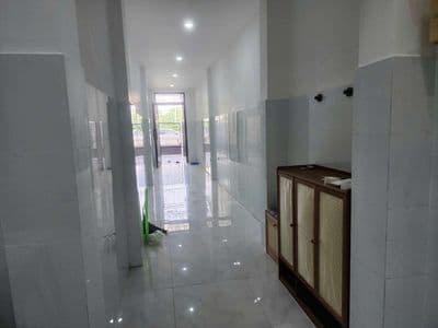 Nhà 2 tầng hẻm xe hơi tới cửa k quy hoạch