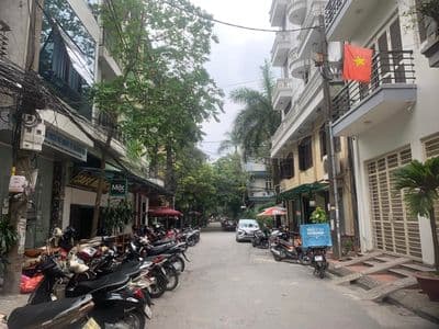 Cho thuê nhà liền kề phân lô đại kim phố nguyễn cảnh dị linh đàm 50m