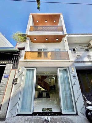nhà mặt tiền hẻm 5 m gần cầu Phú Xuân Huỳnh Tấn Phát