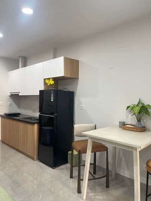 Cho thuê studio legacy full nội thất,mới 100% .View hồ bơi 5,5tr tháng