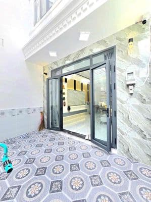 nhà bán 2 lầu gần cầu Phú Xuân Huỳnh Tấn Phát