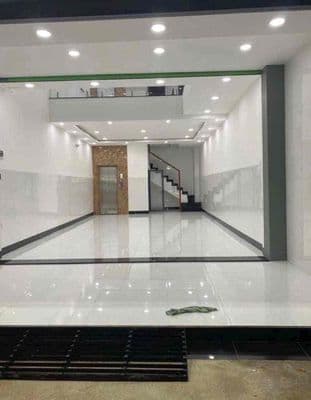 Nhà mặt tiền Kinh Doanh Thích Quảng Đức ,5 tầng có thang máy