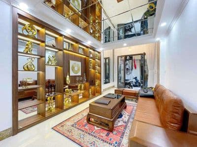 Bán nhà phố Lạc Long Quân 6 tầng thang máy, ngõ thông, kinh doanh