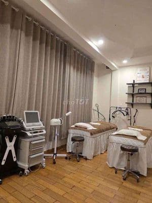 Hàng hiếm quận 3 – tt thẩm mỹ 6 tầng có thang máy - giá cực sốc