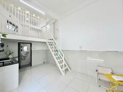 Chdv có ban công - full nội thất – ngã tư bốn xã – tân phú