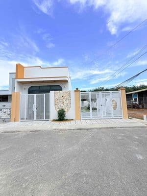 nhà 2 mặt tiền hẻm chẳn ngô quyền, 3pn, 1 tỷ 768 triệu