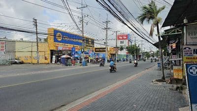 Nhà mặt tiền đường 22 tháng 12 - vị trí "vàng" kinh doanh