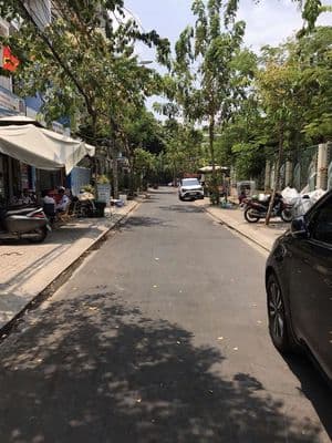 Cho thiê nhsf đường 67- dt 8×15m- giá chỉ 25tr/th
