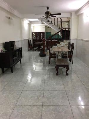 Cho thuê nhà nguyên căn gần đầm sen