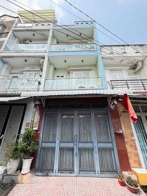 Chính chủ gởi bán gấp cách ph ích 100m