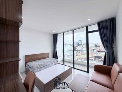 Căn Hộ 2Ph Ngủ Full NT Mới 100% - Ban Công - Nằm Ngay Khu Trung Tâm