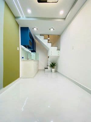 Nhà mới keng xà beng trệt 2 lầu ngay chợ vải tân bình