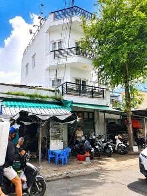 Cho thuê nhà mặt tiền chợ Phước Bình khu Đỗ Xuân Hợp, Quận 9