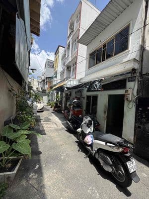 Nhà hẻm 1050/ Cây Trâm Phường 8 GV