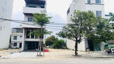 Cho thuê cặp đất 200m2 mặt tiền Trần Quốc Hoàn lối vào bãi tắm