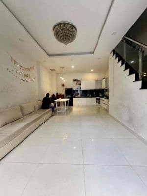 Cộng Hoà, Trường Chinh, 1 trệt 2 lầu, 4,8 tỷ thương lượng