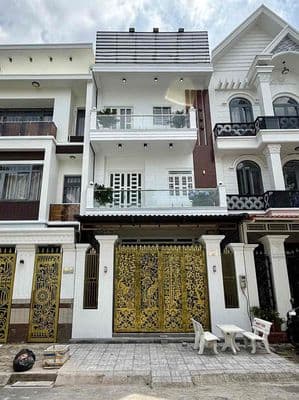 Nhà 2 lầu Nam Long 5,7 x 14 có phòng ngủ trệt, Cái Răng giá 5 tỷ 350