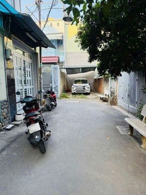 Nhà 3 tầng chỉ nhĩnh 3 tỷ - ngay phước long cách đỗ xuân hợp 100 mét