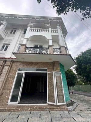 Cho thuê nhà trệt 2 lầu góc 2 mặt tiền lý thái tổ kdc hưng phú 1