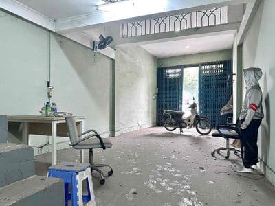 NC Mặt Tiền Lý Thường Kiệt ( 1 trệt 2 lầu ) vỉa hè , kd cải tạo tự do