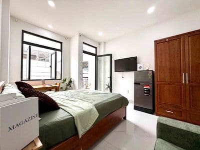 Studio balcony thang máy ngay cv gia định- sân bay tsn