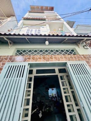 nhà bán hàng hiếm nhất khu vực