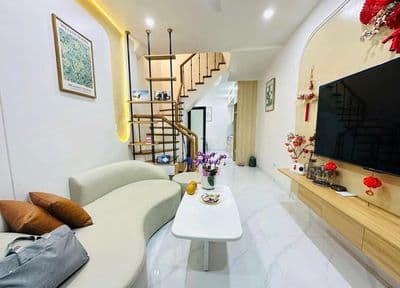 cho thuê nhà 4 tầng 4 ngủ Ngã Tư Sở