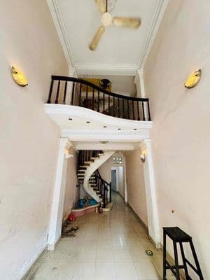 Bán nhà 67m2 - Phạm Văn Chí Quận 6 - 6 Tỷ nhỉnh - 5 PN - Hẻm xe hơi