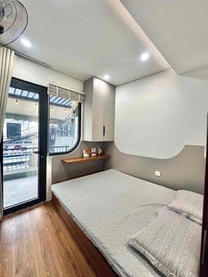 Hẻm xe hơi – full nội thất dtsd 50m2– ngay trung tâm bình thạnh-chỉ