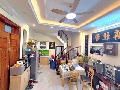 Bán nhà Phúc Đồng, Chu Huy Mân - 5 tầng, 3PN, gần AEON